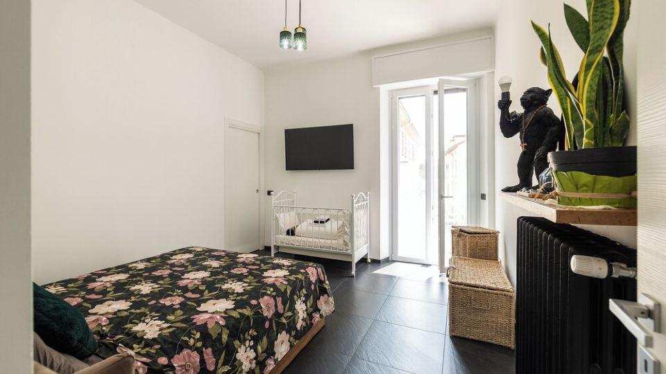 (Apartment- Design)Central(Novara)