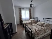 Maison de Style Industriel Hotels in Eyrans