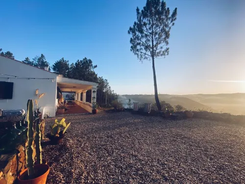 Monte Cucs - House on the Hill Hotels in Odeceixe