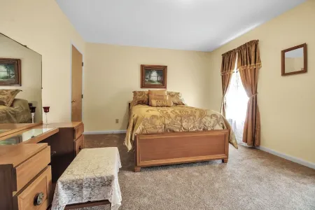 4-bedroom, living room, dining room, kitchen, game and family room, WiFi,