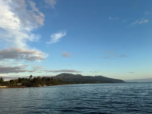 An unusual night on a sailboat Hotels in Afaahiti