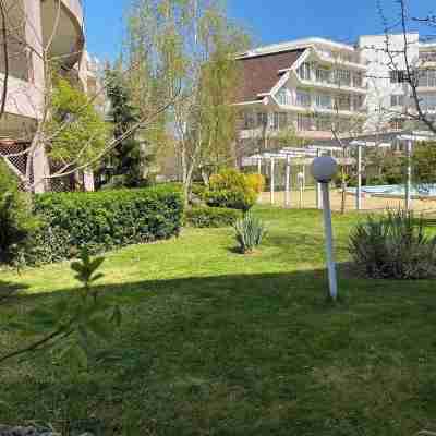 Billy's 2 bed apartment for Rent at Sun Village Complex Hotel Exterior