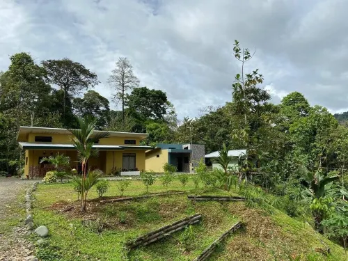 House of Guapinol Villanueva Hotels in Naranjito