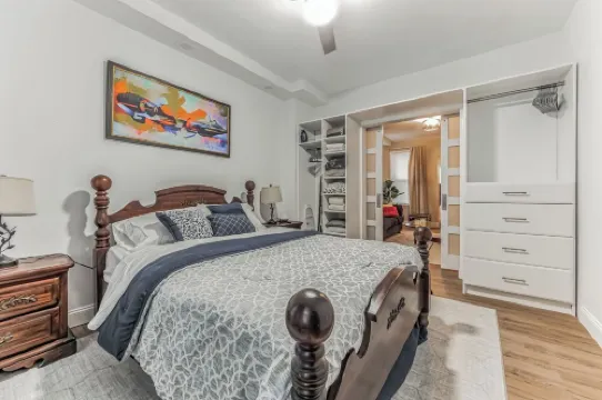 CENTER OF IT ALL! Walkable to PPL center, bars,restaurants. FREE parking on-site