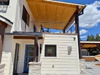 338290 Summit Studio of Woodland ParkNew • Hot Tub • Fireplace • Kitchenette