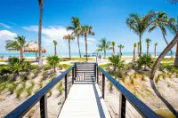 Newly Renovated Penthouse D42 with Beautiful Views of the Gulf!