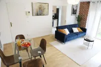 Le Saint Cyrien, 5km from Versailles and 25km from Paris, for Family & Business