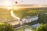 The Postcard - ZooBeauval/Châteaux de la Loire Hôtels à : Meusnes