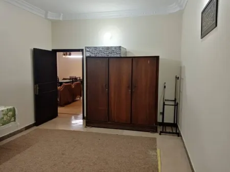 Spacious 3-bedroom apartment with WiFi, AC in charming Karachi