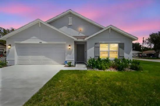 Modern 4BR Home Entire House Free Coffee & WiFi