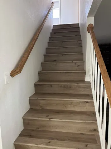 4BR/2.5BA House in Delightful Lancaster with WiFi, AC and Large Yard