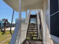 Renovated Historic POC Bayhouse! Hotels in Port O'Connor