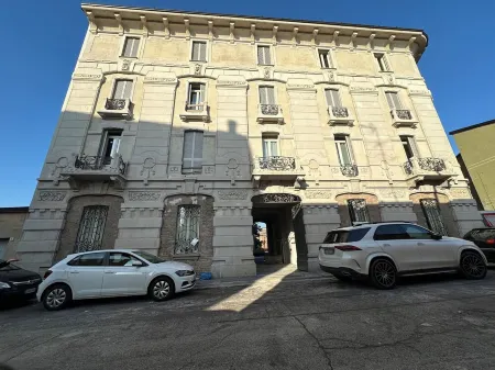 Three-room World Map, Free Parking (2 bedrooms)