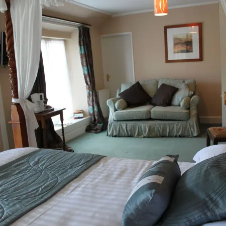 Lifton Hall Hotel
