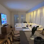 Ocean view condo next to Sky Lagoon Hotels in Kopavogsbaer