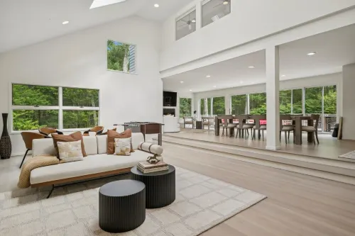 Spacious 6-bedroom house in lovely Amagansett North/East Hampton  with w/pool Hotels in Amagansett