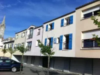"Cœur Village" | lovely duplex 150m from the beach! Hotels near Plage de VallièresSt georges centre ville.