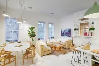 Solar Powered Brownstone w/ treetop terrace - Bungalows