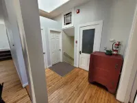 Stylish and gorgeous, and centrally located apartment Hotels in Queens