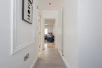 Elegant & Spacious 1 Bed Apt, Crayford, Dartford