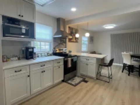 Newly Renovated Luxury 3-Bed 2-Bath Home with Easy Airport Access Hotels in Framingham