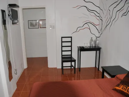 Date and Dine Residences Отели в г. Тейтей