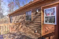 'Serenity Cabin' w/ Furnished Deck - 3-Star
