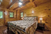Central Location with Wooded Views and Hot tub