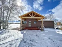 Outstanding Mtn View, 5 Bdr Sleeps 11, 4400Sqft Hotels near Big Horn National Forest Visitor's Center