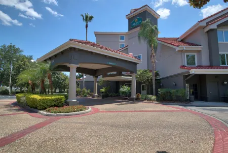 La Quinta Inn & Suites by Wyndham Orlando I Drive/Conv Ctr