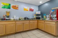Quality Inn Mauston I-90 - Aamiainen