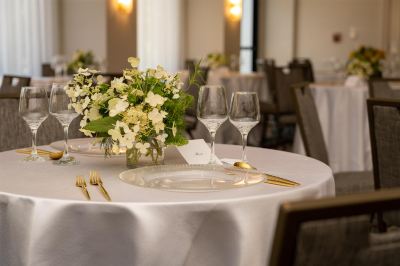 レストラン クラウン プラザ フェアフィールドの写真