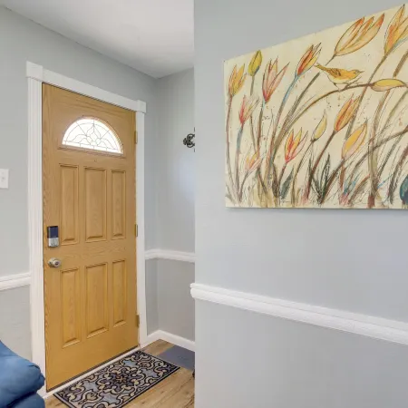Cozy Shenandoah Home < 2 Mi to the Woodlands Mall!