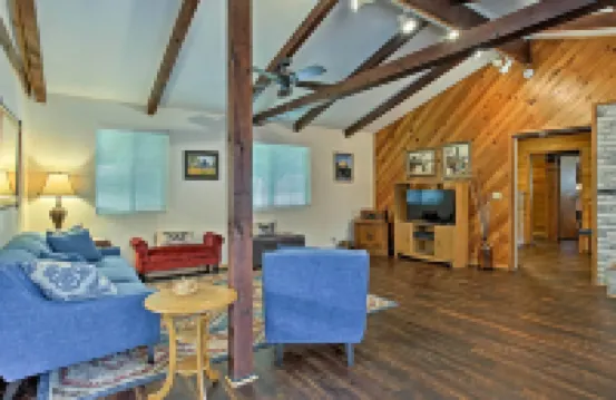 位於優勝美地國家公園附近的舒適住宅帶露台！