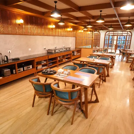 Hotel Gokulam Park Отели рядом с достопримечательностью «Бизнес-комплекс DLF IT Park»