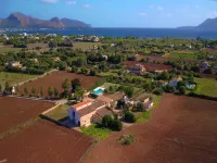 L'eresta - Villa With Private Pool. Free Wifi