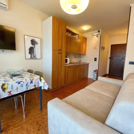 Modern Studio with Shared Pool - Beahost