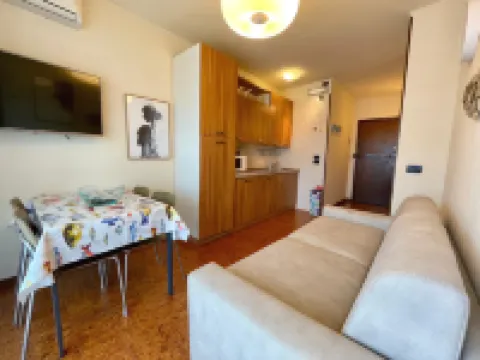 Modern Studio with Shared Pool - Beahost