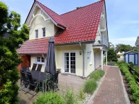 Doppelhaushälfte Bernsteinhaus II, Trassenheide Hotels in Trassenheide