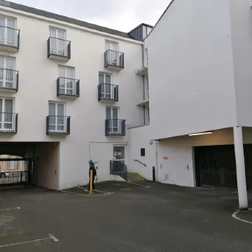 Terres de France - Appart'Hotel Quimper Bretagne