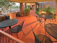 Candlewood Suites 西小石城 - 停車場