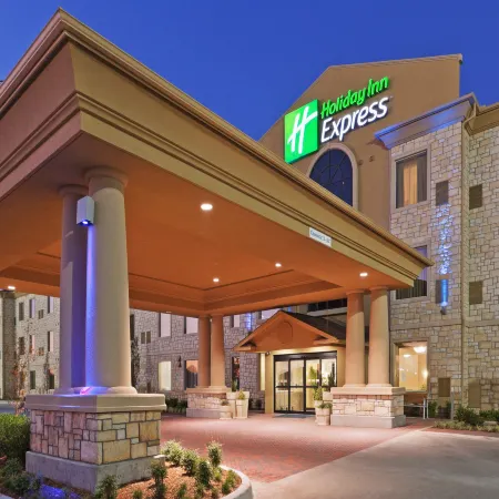 Holiday Inn Express & Suites OKLAHOMA CITY NW-QUAIL SPRINGS by IHG Отели в г. Оклахома-Сити