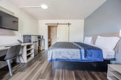 Oyo Hotel Bartow Các khách sạn gần McLeod Park