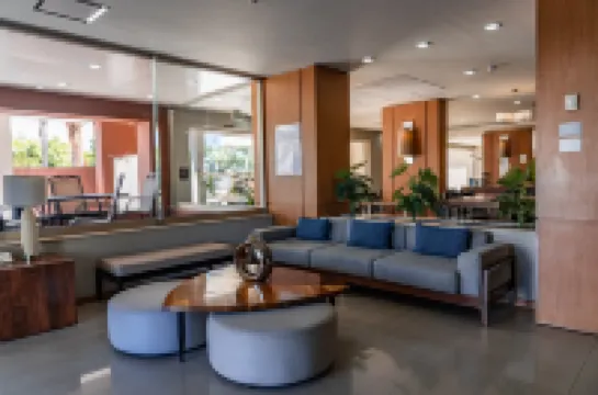 Staybridge Suites GUADALAJARA EXPO by IHG