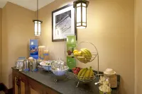 Hampton Inn & Suites Lake Placid - breakfast