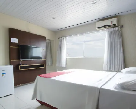 OYO New Anápolis Hotel, Imperatriz Hotéis em Imperatriz