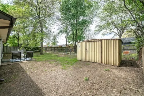 The Haven-Cute 3BR in Town