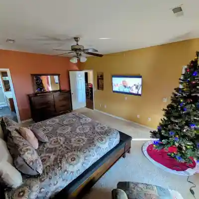 Lakeview Penthouse, Amazing Views—3BR/2BA Relax in Branson Condo, Indian Point Rooms