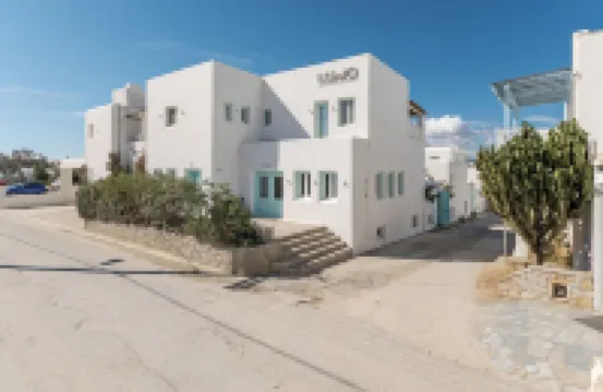 Majo Suites Hotel