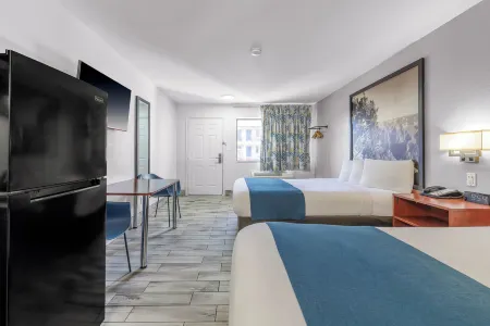 Days Inn & Suites by Wyndham Flagstaff Near University